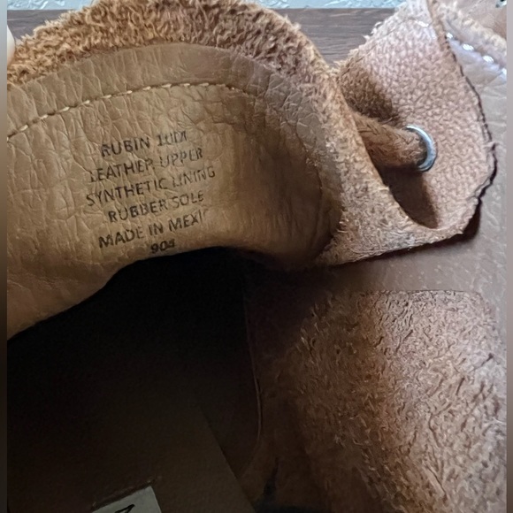 Steve Madden brown/tan leather boots - Women 10 - Picture 6 of 6